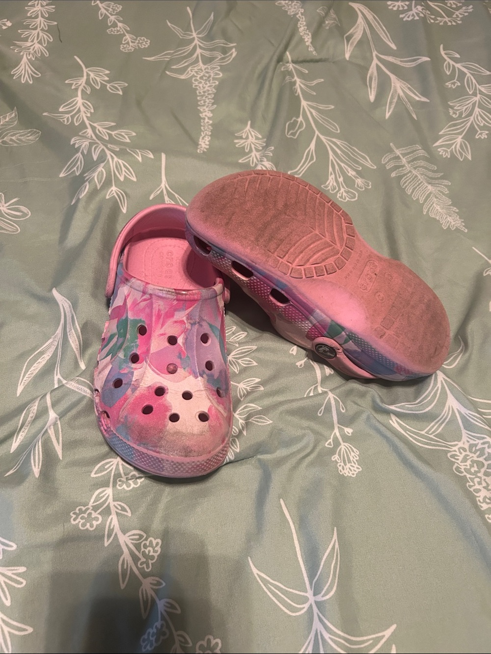 CROCS Kids Multi-Color Pink Tie-Dye Water Clogs